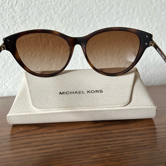 Michael Kors Sunglasses - Picture 6 of 6